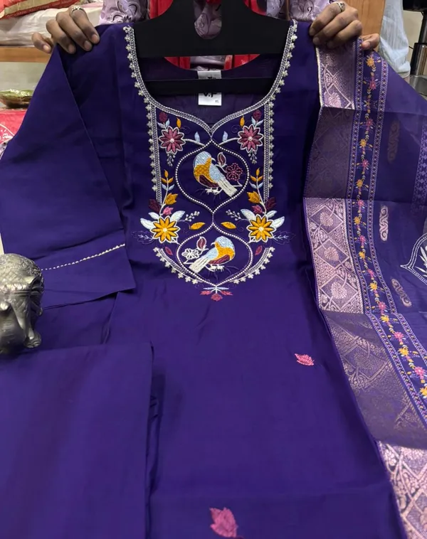 Royal_Purple_Heavy_Maslin_Silk_Embroidered_Kurti_Pant_Set_with_Digital_Printed_Dupatta