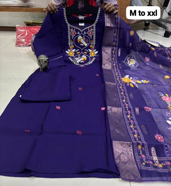 Royal_Purple_Heavy_Maslin_Silk_Embroidered_Kurti_Pant_Set_with_Digital_Printed_Dupatta