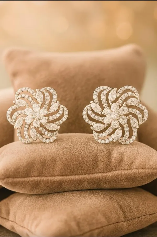 Silver_Floral_Marquise_Crystal_Stud_Earrings_For_Women