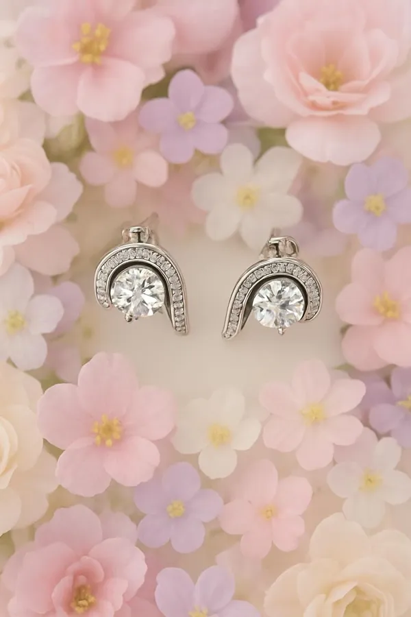 Silver_Crystal_Solitaire_Curved_Stud_Earrings_For_Women