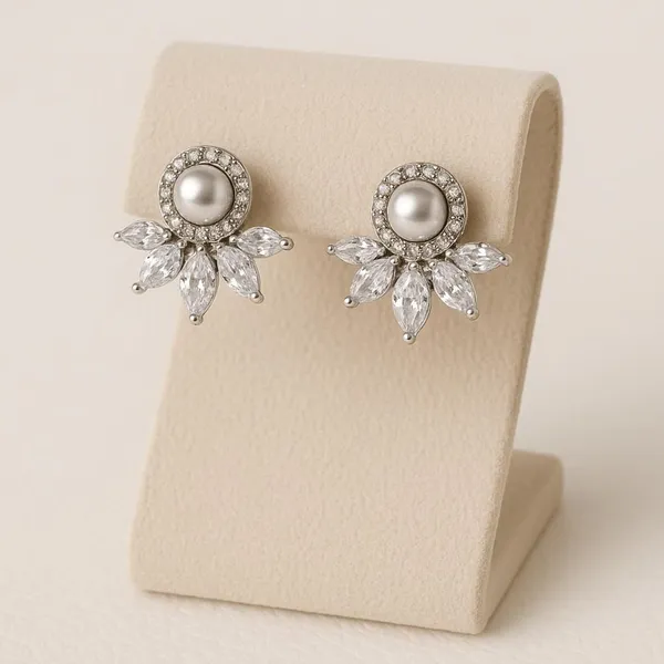Silver_Pearl_Cz_Floral_Stud_Earrings_For_Women