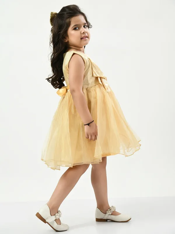 Bella_Moda_Girls_Above_Knee_Party_Dress_Gold_Sleeveless