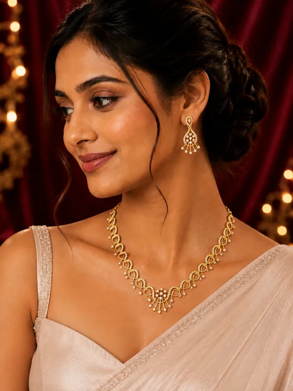 Mia_Diamond_Neckless_Set