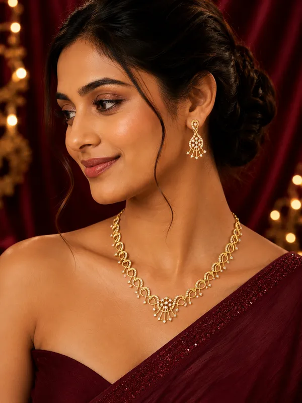 Mia_Diamond_Neckless_Set