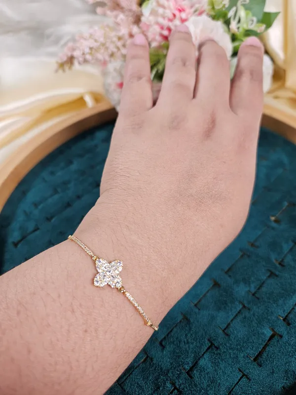 Dimple_Diamond_Lookalike_Tennis_Bracelet