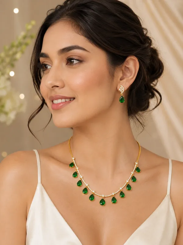 Shreema_Emerald_Neckless_Set