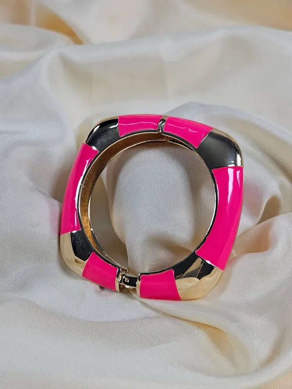 Aysel_Luxury_Enamel_Bracelet_Openable_Size_2_2_2_8_Waterproof_Sweat_Proof_Hypoallergenic_Anti_Tarnish