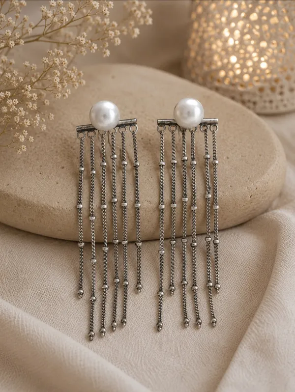 Mayuri_Silver_Earrings