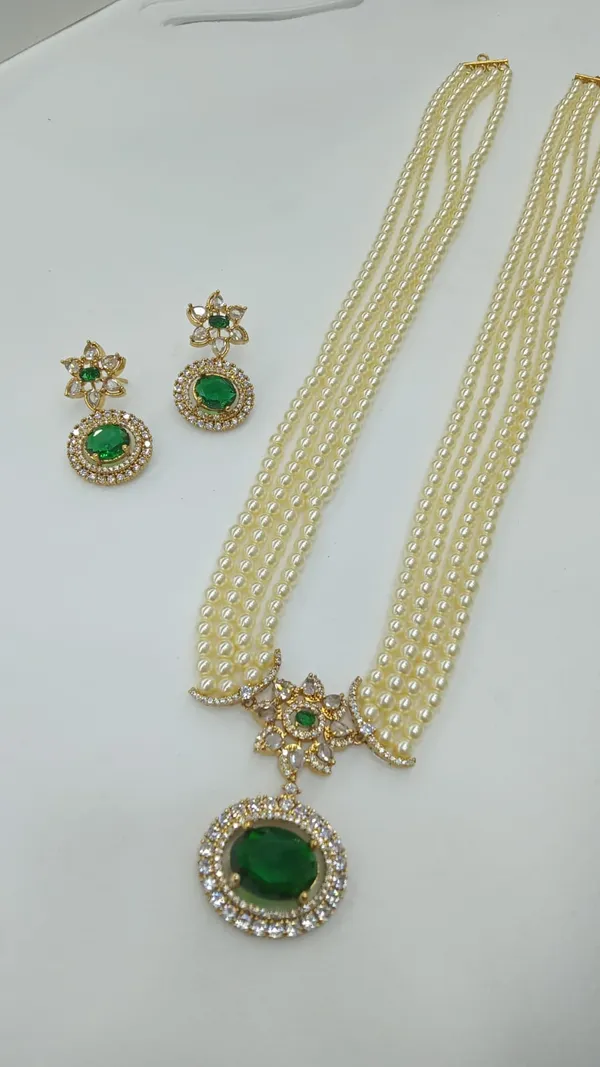Snigdha_Pearl_Long_Haram_Set
