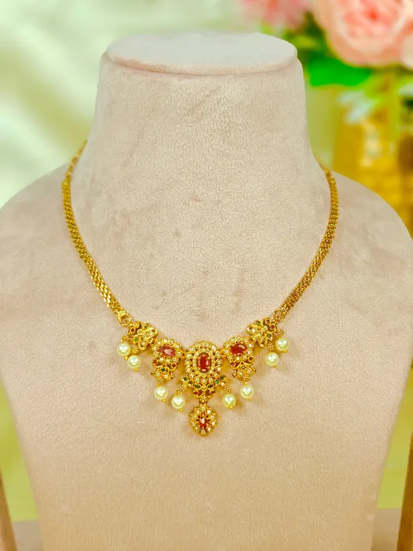 Kunti_Choker_Set_Earrings_Are_Not_Included
