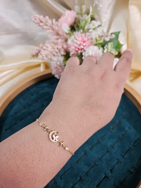 Blossom_Diamond_Lookalike_Tennis_Bracelet