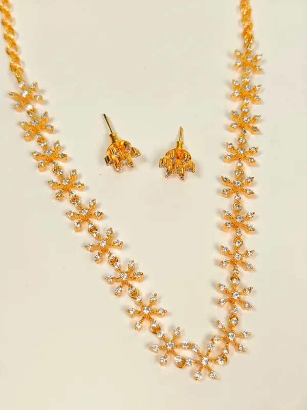 Vineeta_Necklace_Set