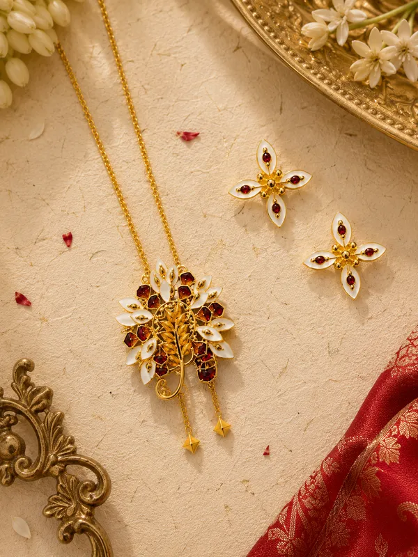 Shankh_Pendant_Set
