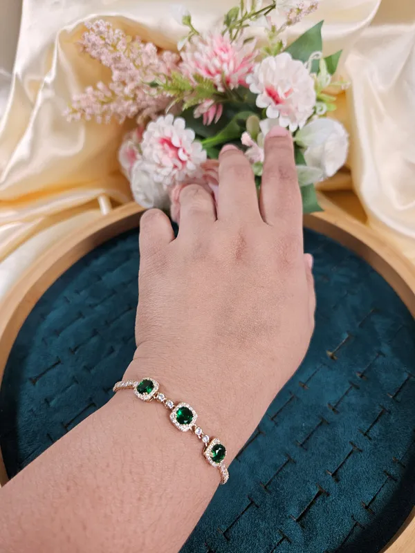 Kardashian_Diamond_Lookalike_Tennis_Bracelet