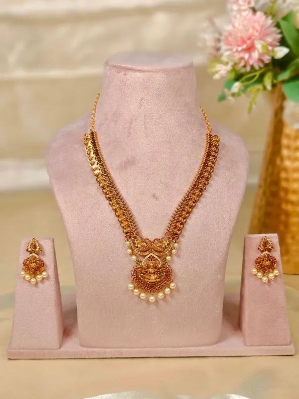 Skanda_Necklace_Set