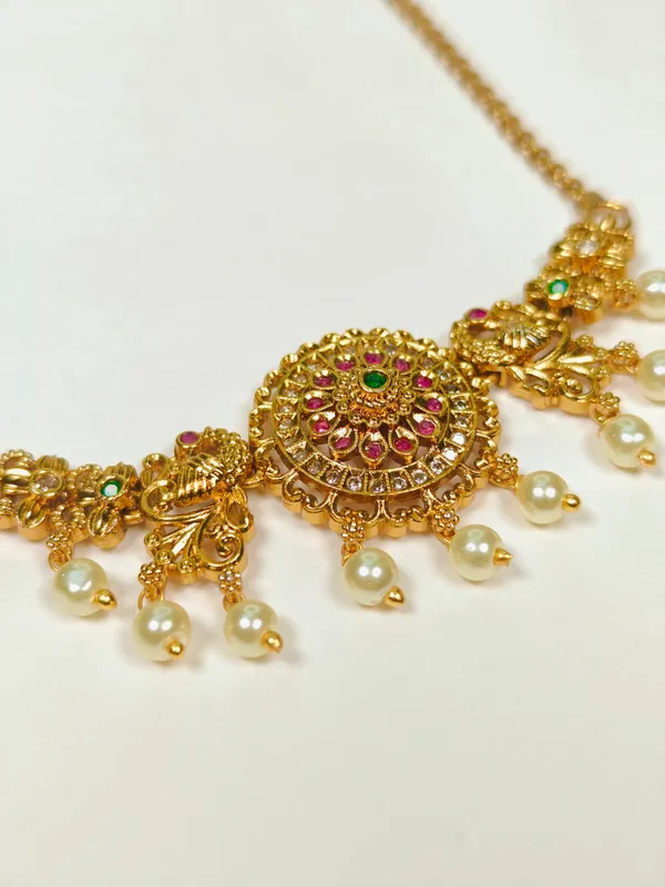 Damini_Choker_Earrings_Are_Not_Included