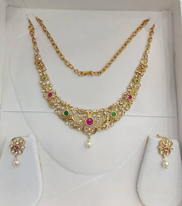 Rasamrita_Gold_Neckless_Set