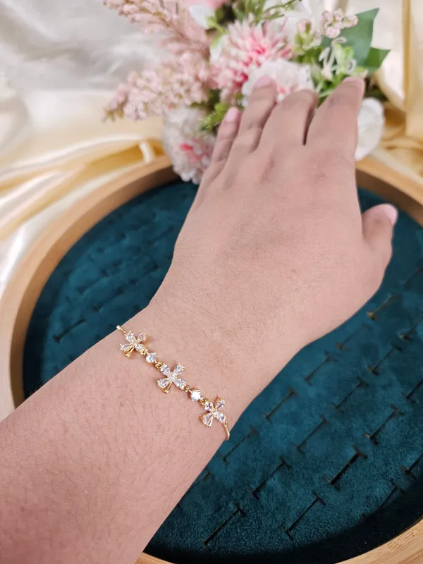 Alanna_Diamond_Lookalike_Tennis_Bracelet