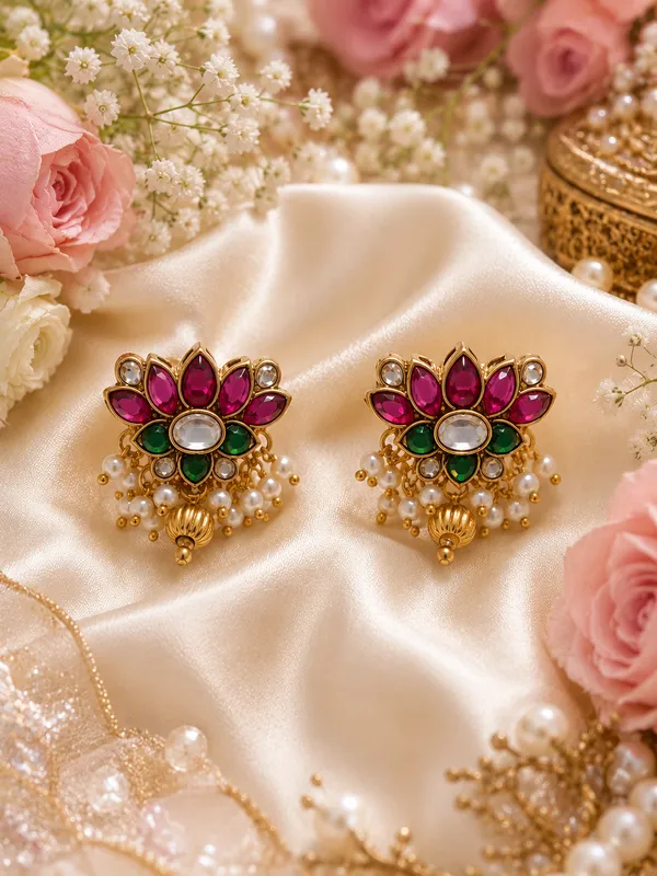 Prachi_Gold_Neckless_Set