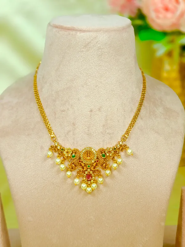 Devyani_Choker_Earrings_Not_Included