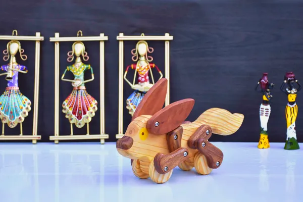 Wooden_Articulated_Fox_Toy_Showpiece