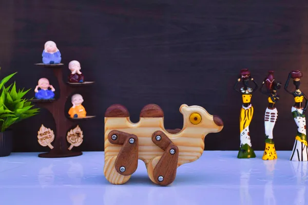 Wooden_Camel_Pull_Along_Toy