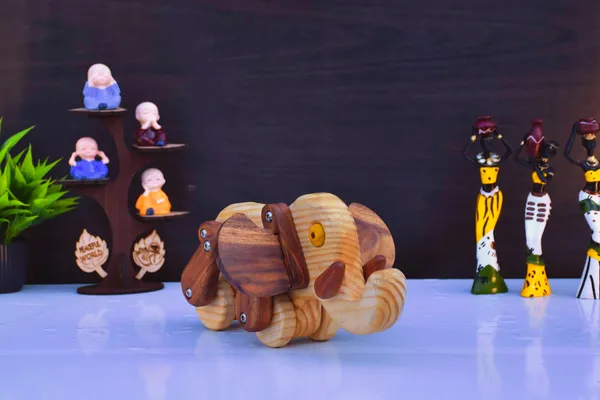 Wooden_Articulated_Elephant_Toy