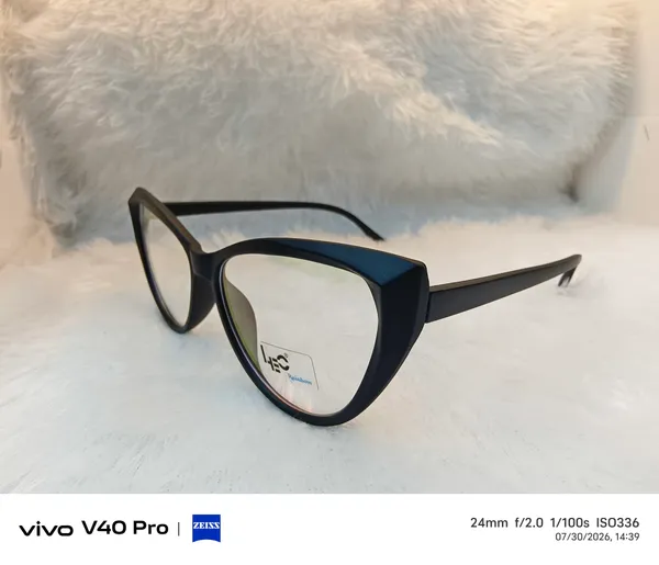 Black_Cat_Eye_Eyeglasses