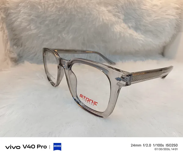 Clear_Grey_Rectangular_Eyeglasses
