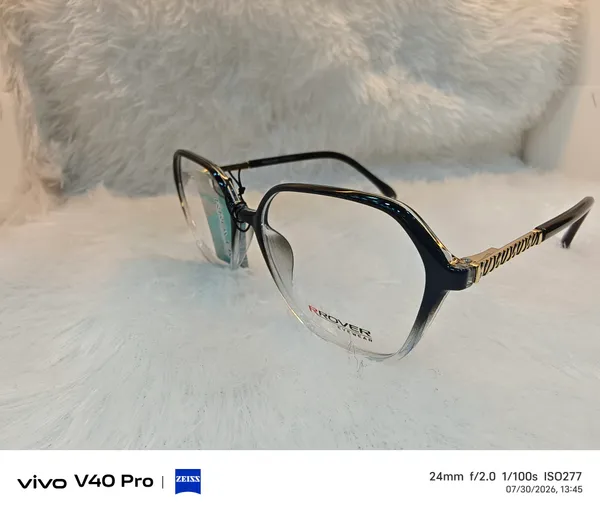 Black_Rectangular_Clear_Lens_Eyeglasses