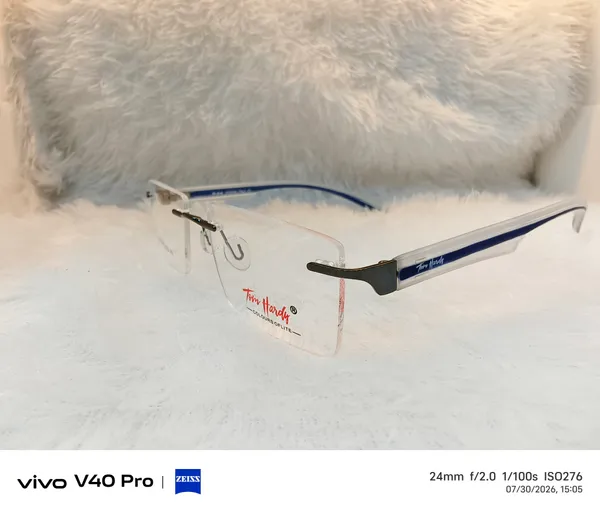 Blue_Rimless_Rectangular_Eyeglasses