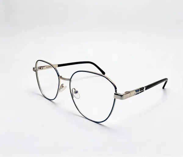 Silver_Metal_Round_Eyeglasses_for_Women