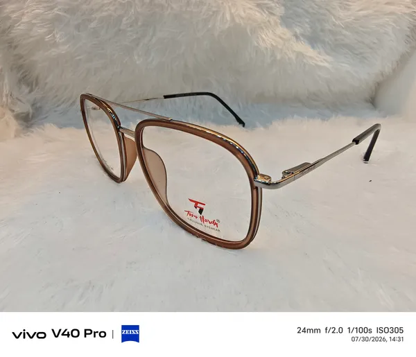 Brown_Square_Frame_Eyeglasses