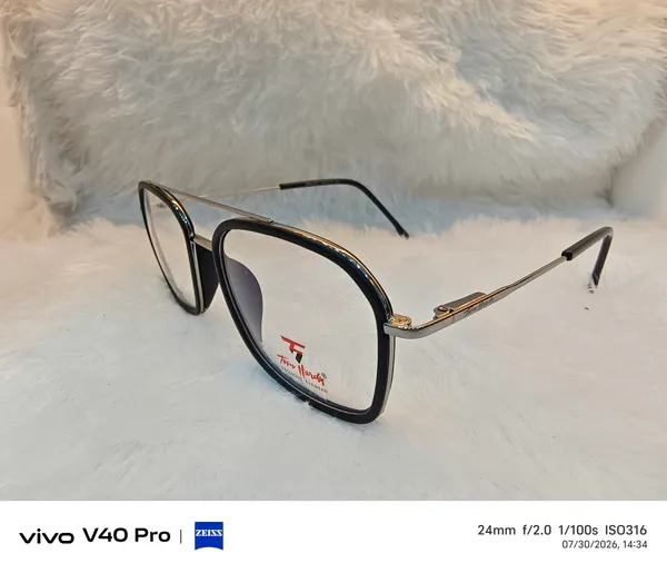 Black_Square_Frame_Clear_Lens_Eyeglasses