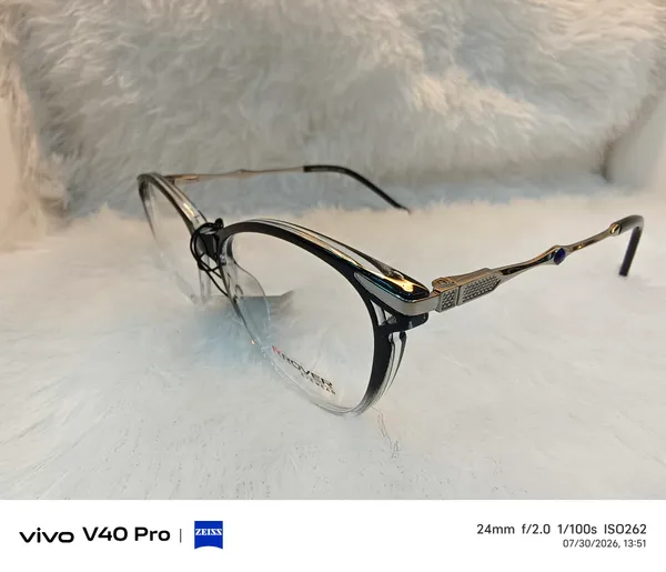 Metal_Frame_Clear_Lens_Eyeglasses