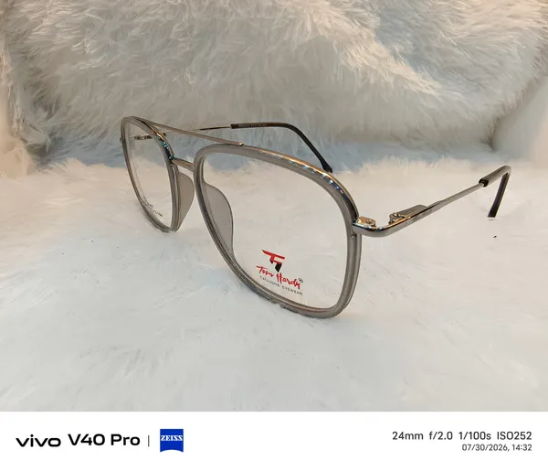 Silver_Oversized_Rectangular_Eyeglass_Frame