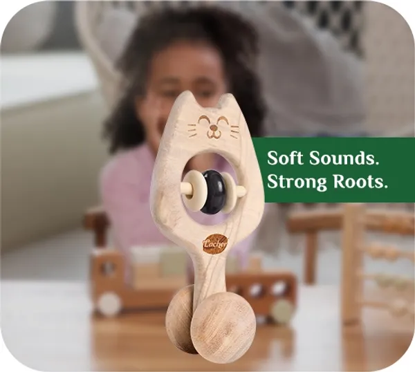 MeowMelo™_Premium_Neem_Wood_Cat_Face_Rattle_And_Massager_For_Babies