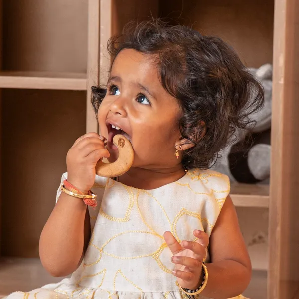 ChewsyC™_Premium_Neem_Wood_Alphabet_C_Teether_For_Babies