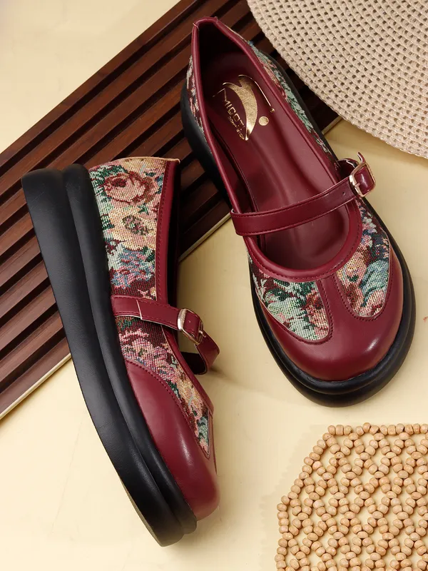 Burgundy_Floral_Textile_Mary_Jane_Platform_Shoes_For_Women