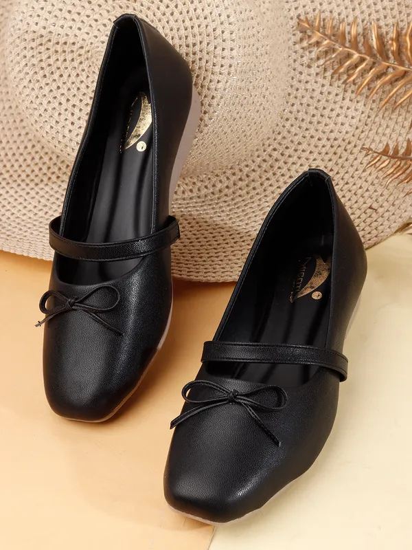 Black_Synthetic_Crossover_Strap_Mary_Jane_Wedge_Flats_For_Women