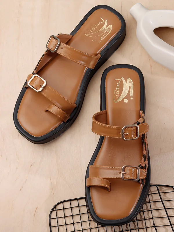 Brown_Synthetic_Leopard_Print_Buckle_Wedge_Sandals_For_Women