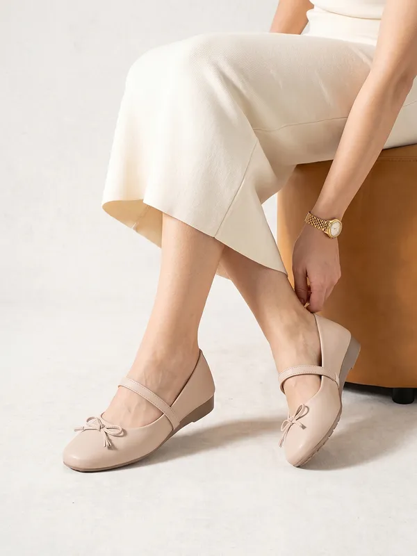 Beige_Synthetic_Bow_Detail_Wedge_Mary_Jane_Pumps_For_Women