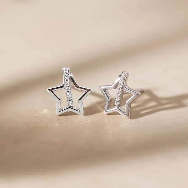 Mak_Luxe_925_Sterling_Silver_Sparkling_Open_Star_Stud_Earrings_for_Women