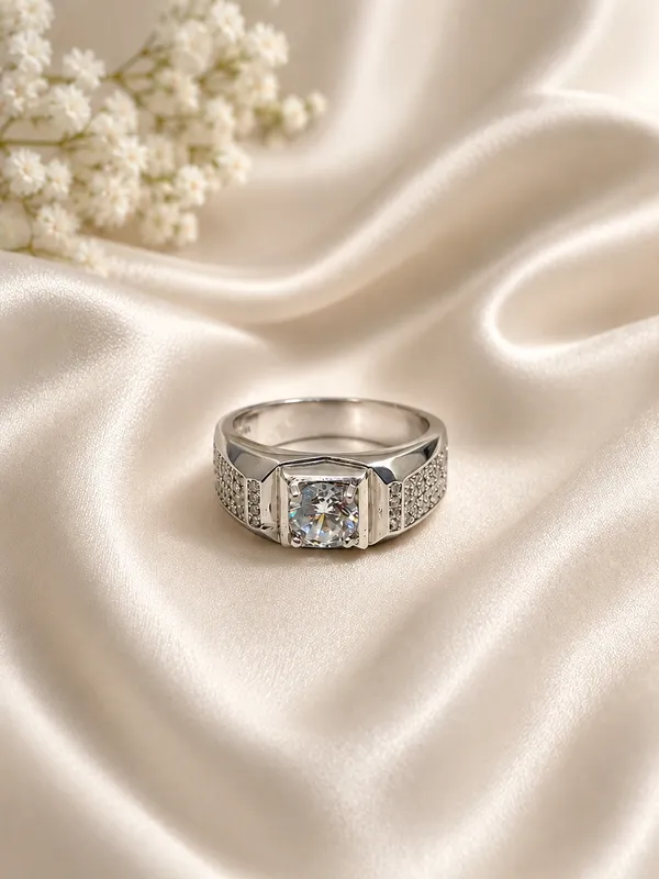 Mak_Luxe_925_Streling_Silver_Royal_Cushion_Solitaire_Diamond_Men’s_Ring