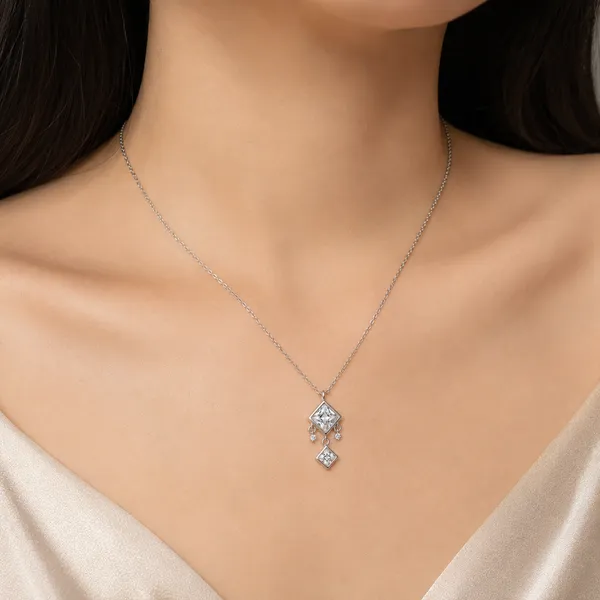 Mak_Luxe_925_Sterling_Silver_Pendant
