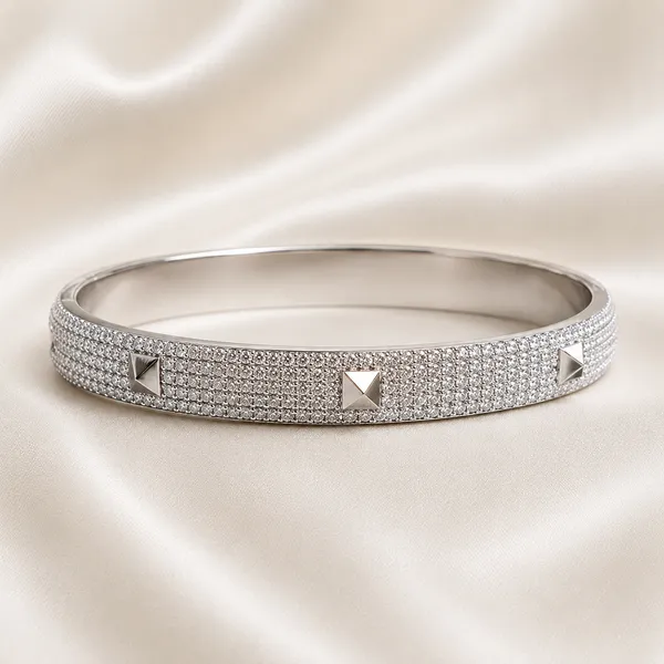 Mak_Luxe_925_Sterling_Silver_Crystal_Studded_Designer_Bangle_|_Elegant_Bracelet