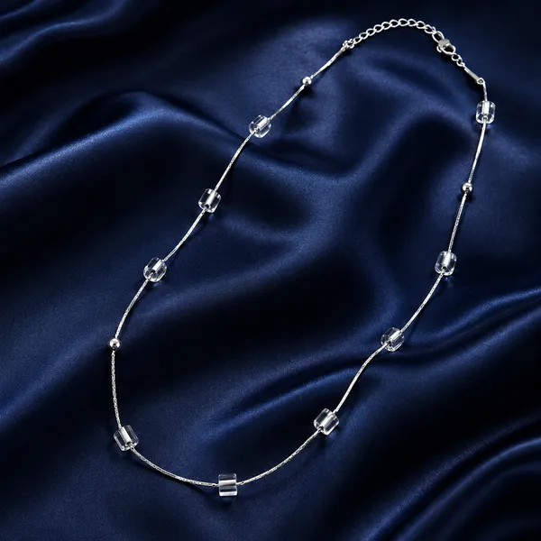 Mak_Luxe_Minimalist_Crystal_Beaded_Itliyan_Pendent_With_Chain