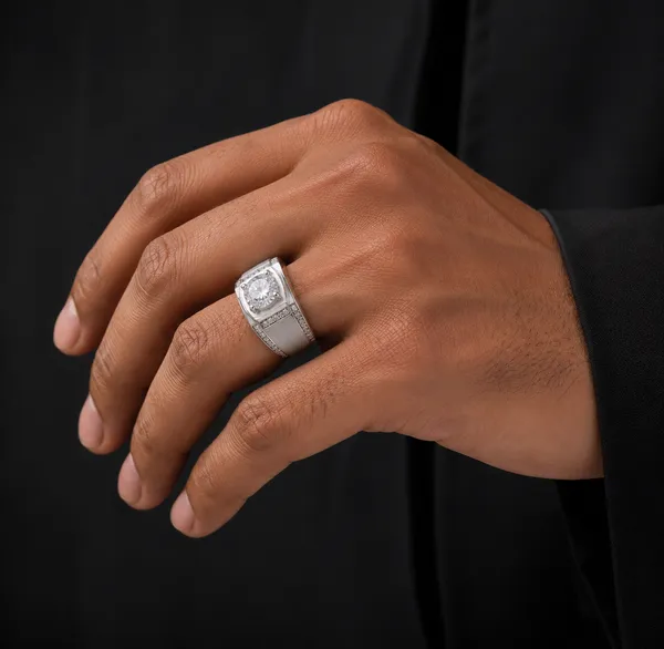 Mak_Luxe_925_Streling_Silver_Regal_Crown_Solitaire_Diamond_Men’s_Ring