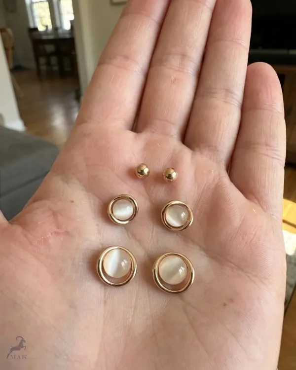 Mak_Luxe_Cat's_Eye_Stud_Earrings_Set_in_925_Sterling_Silver