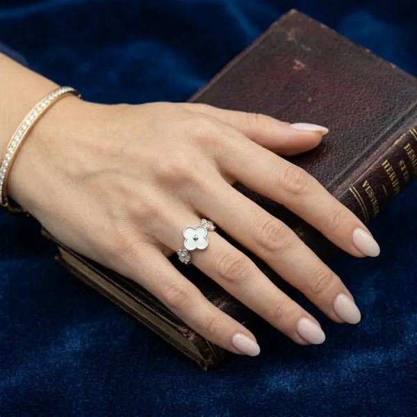Mak_Luxe_925_Sterling_Silver_Luminous_Clover_Blossom_925_Sterling_Silver_Ring